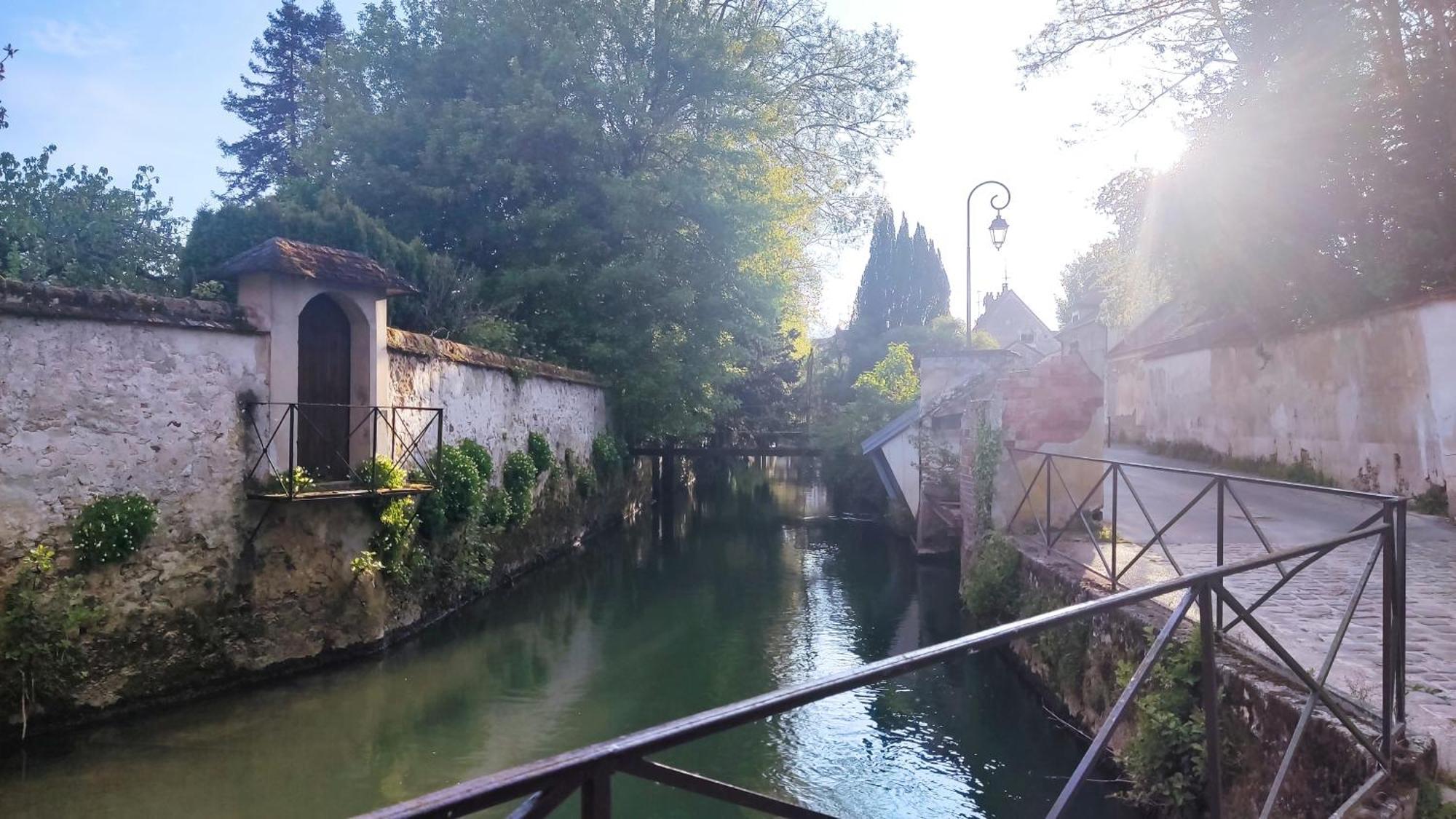 Romantic Room - Studio Jardin - Proche Disneyland Paris Crecy-la-Chapelle Esterno foto